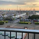 Lägenhet Vue Port Et Acces Direct Mer, Centre De Motte Pres De Montpellier *